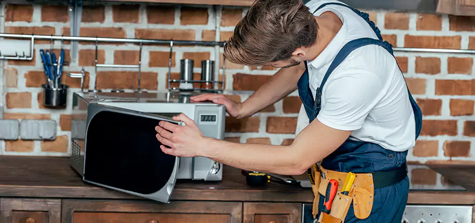 In-Home Microwave Repair in Framingham