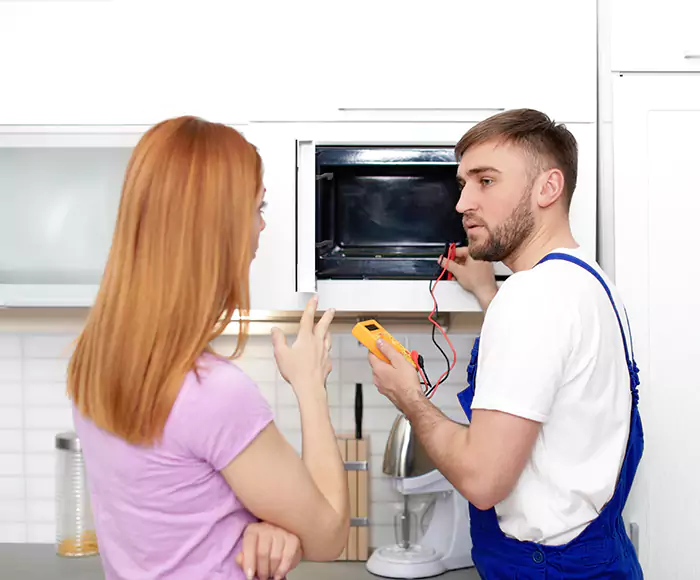 Skilled Microwave Service: Your Certified Microwave Purchase and Installation in Framingham, MA