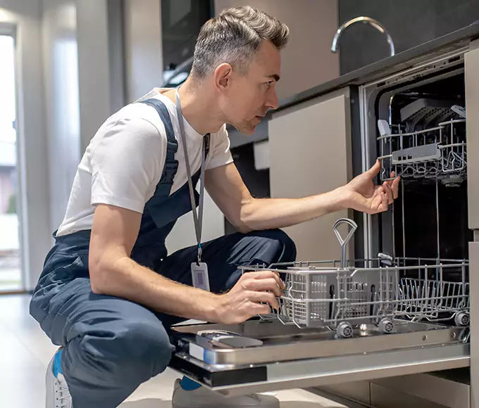 Why Framingham Homeowners Pick Framingham Appliance Pro for Every Dishwasher Breakdown?